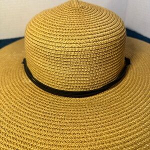 Columbia Global Adventure Packable Hat II